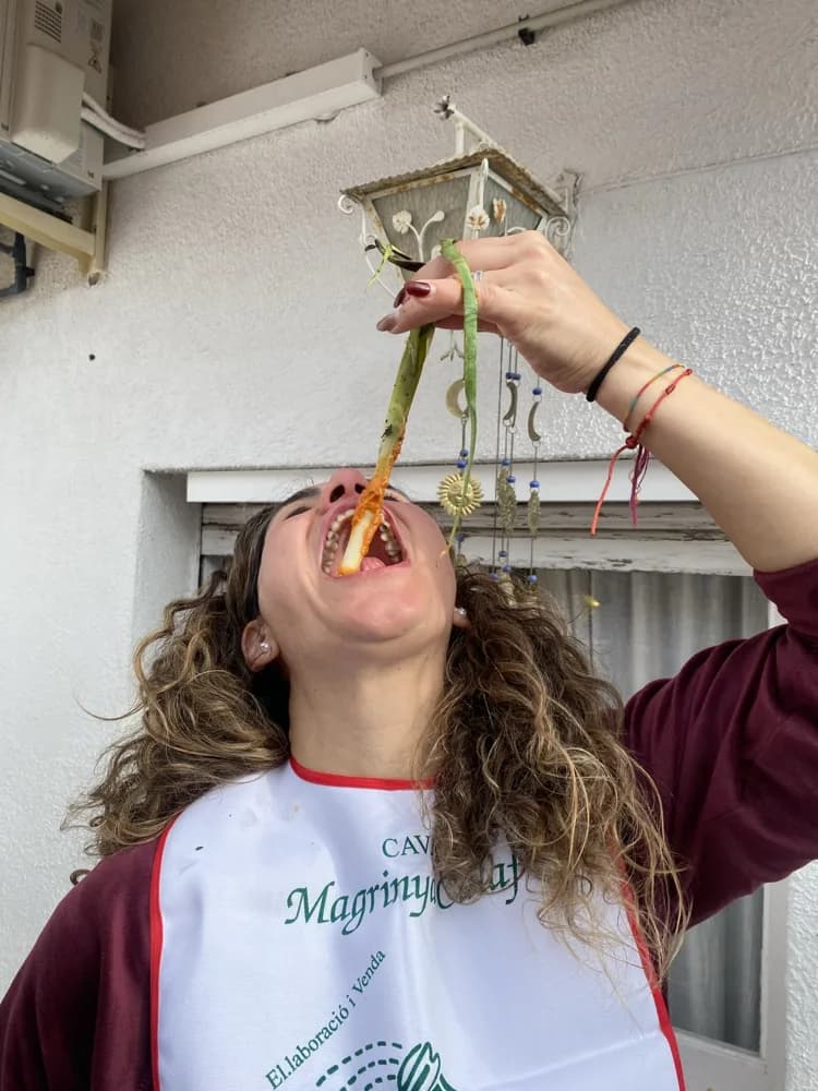 Calçots a la barbacoa: cómo hacer una calçotada como en Valls