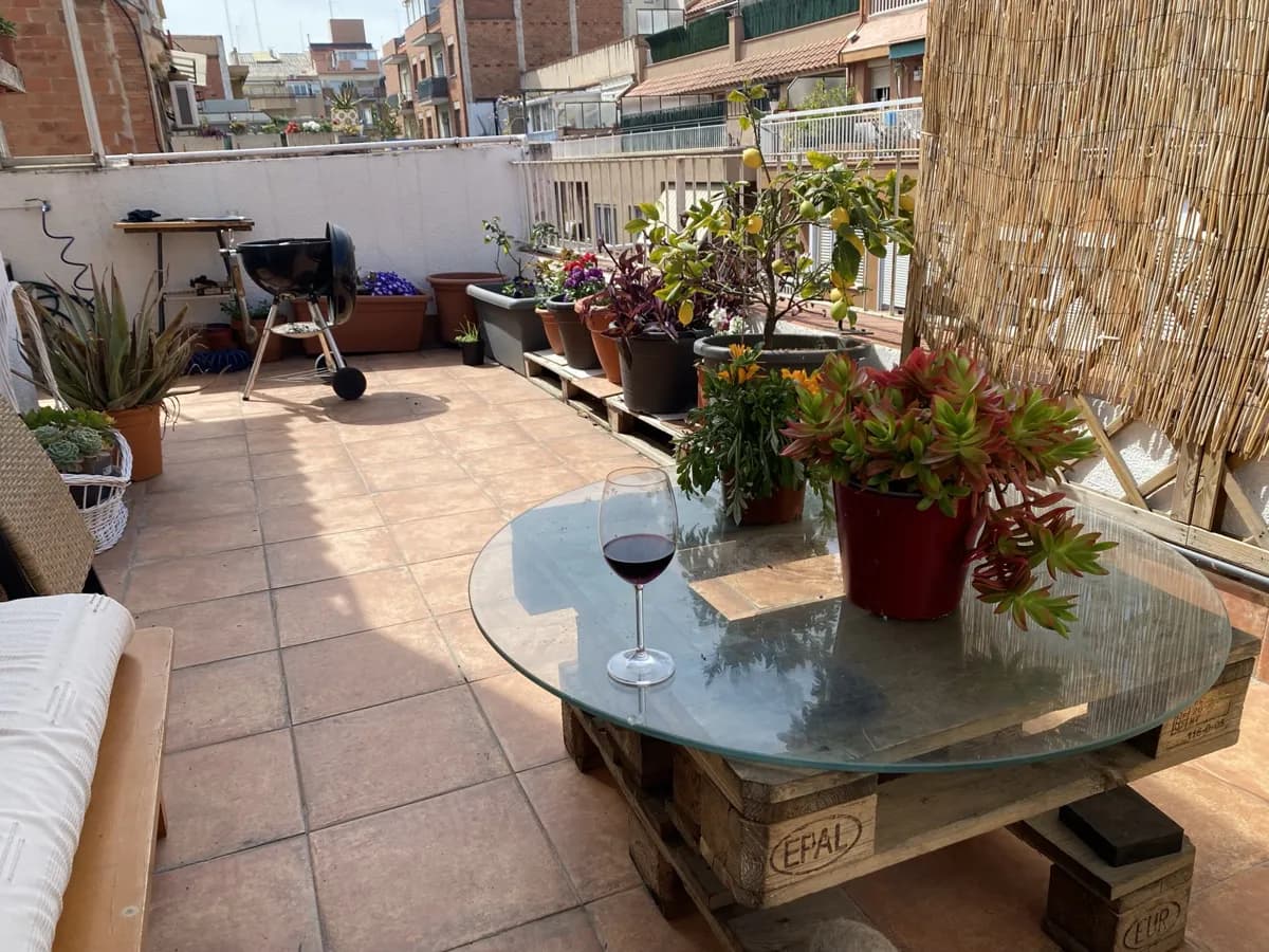Zona de barbacoa en el jardín o la terraza: cómo montarla bien
