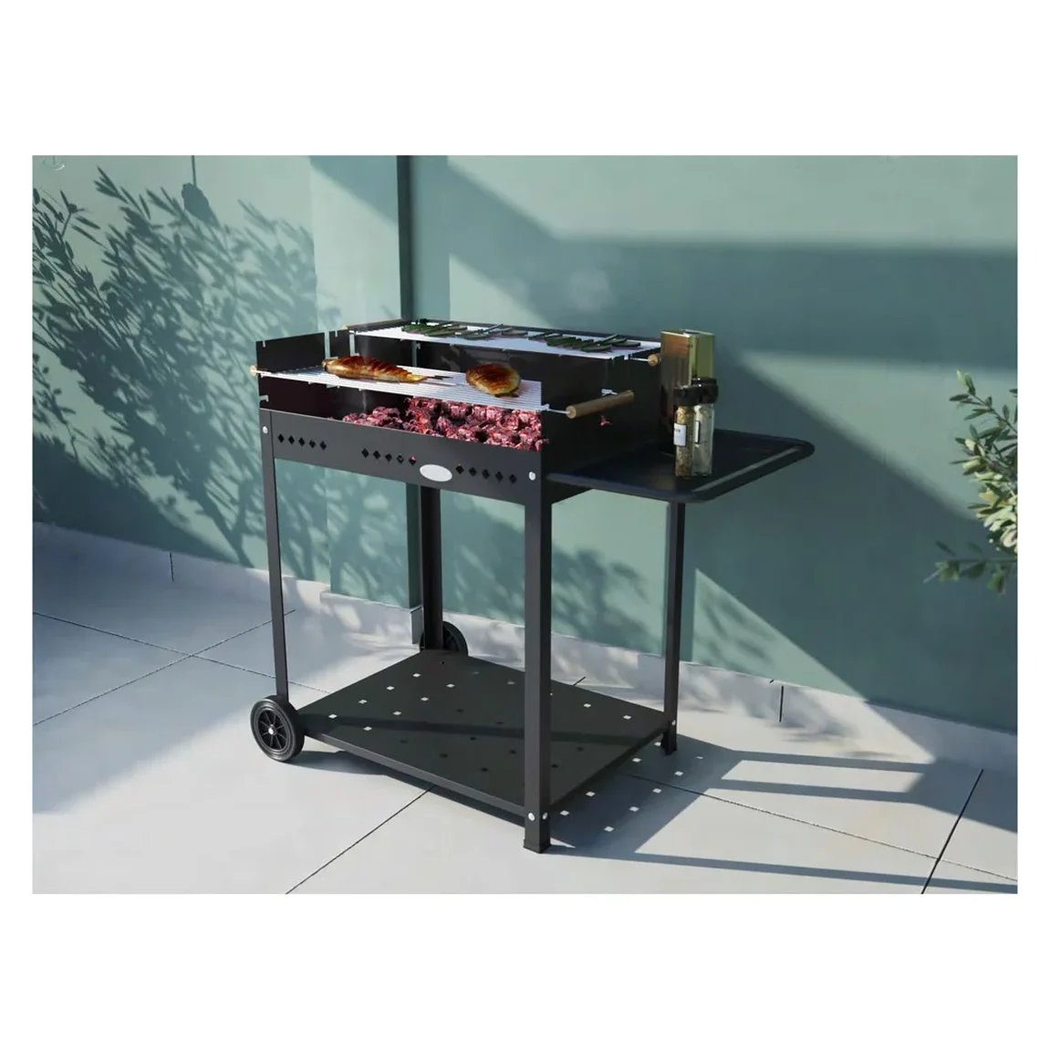 Barbacoa de carbón Imor XL con doble parrilla cromada 74 x 55 cm: instalada en la terraza con la tapa cerrada