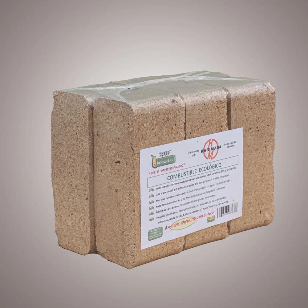 Briquetas RUF de madera prensada 12 kg, 6 lingotes de 5.000 kcal — briquetas ruf