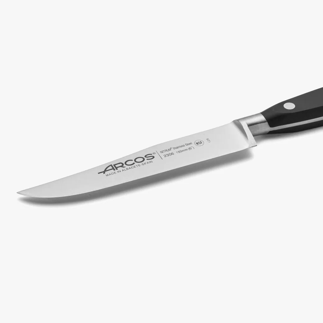 Cuchillo de cocina Arcos Riviera 15 cm forjado NITRUM con estuche: detalle de la hoja de acero