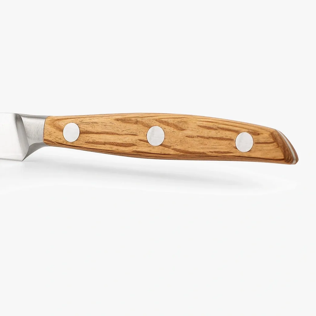 Cuchillo mondador Arcos José Andrés 100 mm con mango de encina: detalle del mango y sus remaches de acero