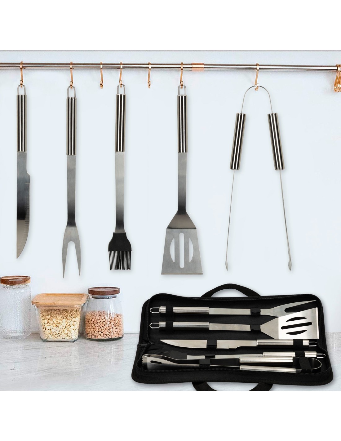 Utensilios de barbacoa de acero inoxidable colgados: pinzas, espátula, tenedor, cuchillo y brocha, con su estuche